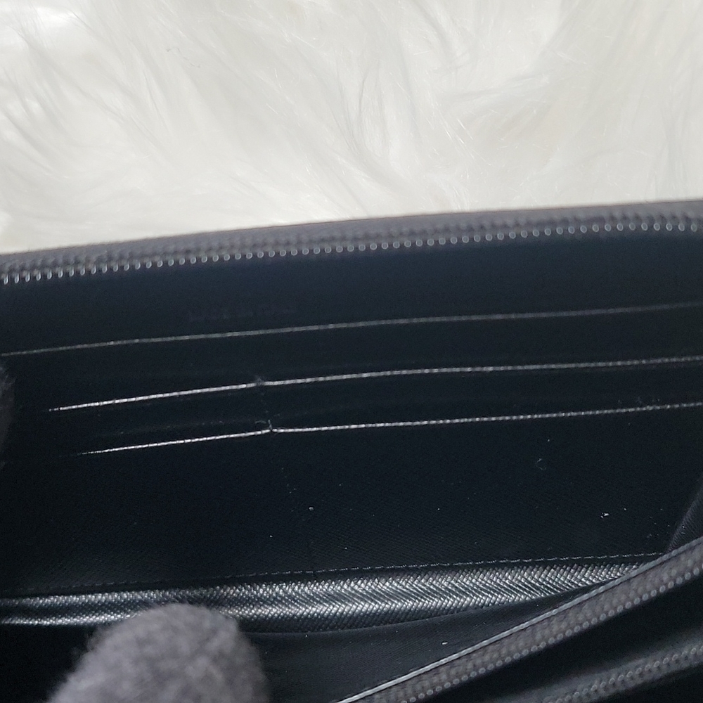 PRADA Wallet - Picture 11 of 16